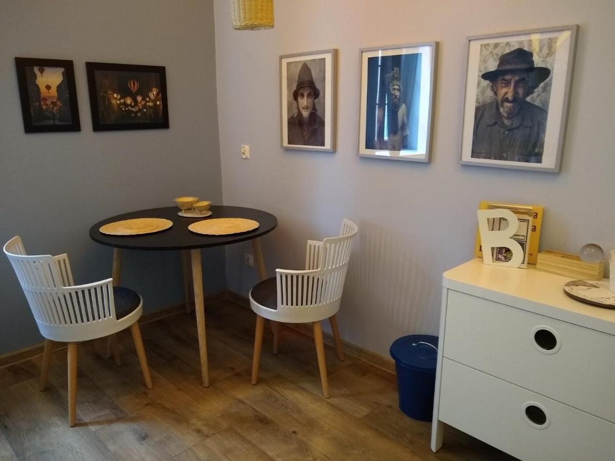 Sztukmistrz Magician Art Rooms Lublino Esterno foto